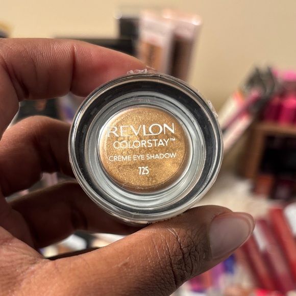 Revlon Other - 725 Revlon ColorStay Creme Eye Shadow - Shimmering Gold
